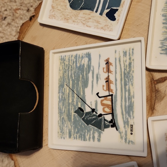 Ornamin by Ornamold Set 5 Inuit Hunter Coasters Canada - Picture 5 of 7